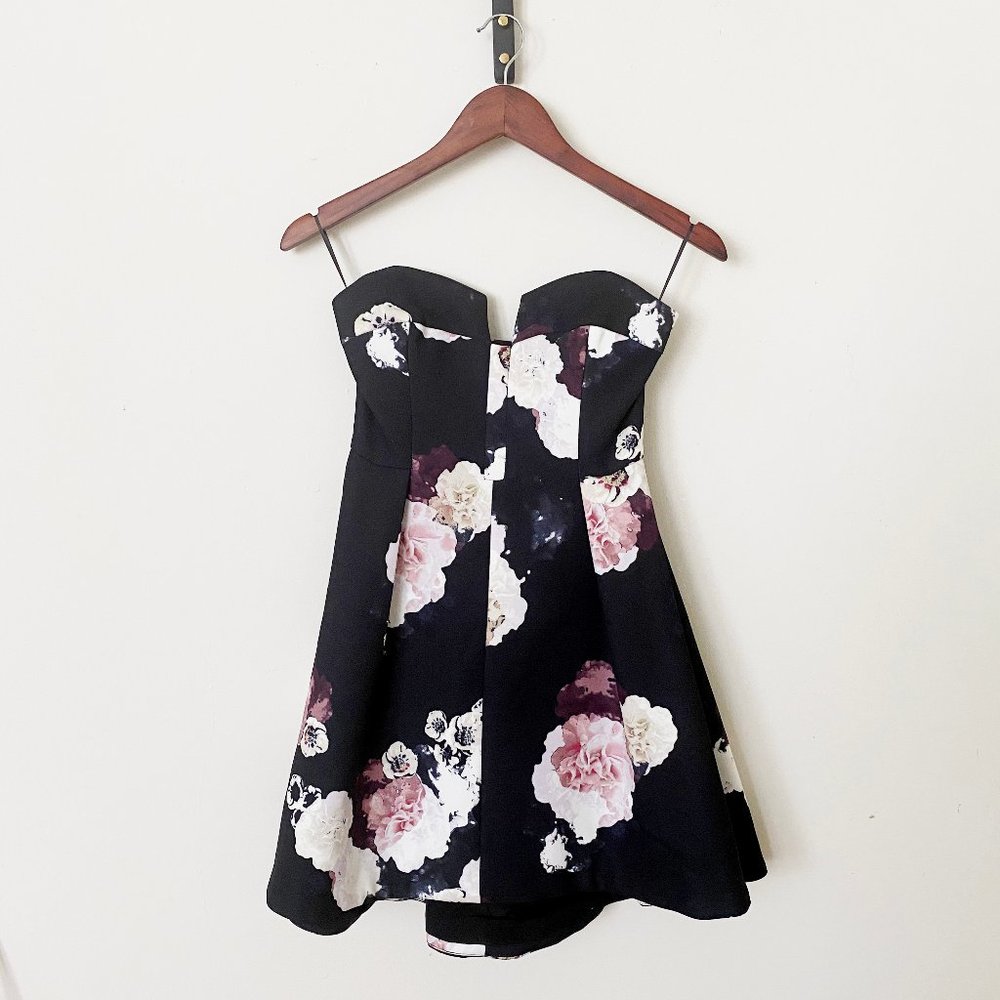 Keepsake 'Divide' Mini Strapless Cocktail Dress